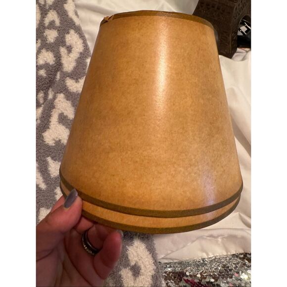 Meyda Tiffany 116577 Taos 4" Tall Lamp Shade lot of 2x + Eiffel Tower brass lamp - Picture 2 of 16